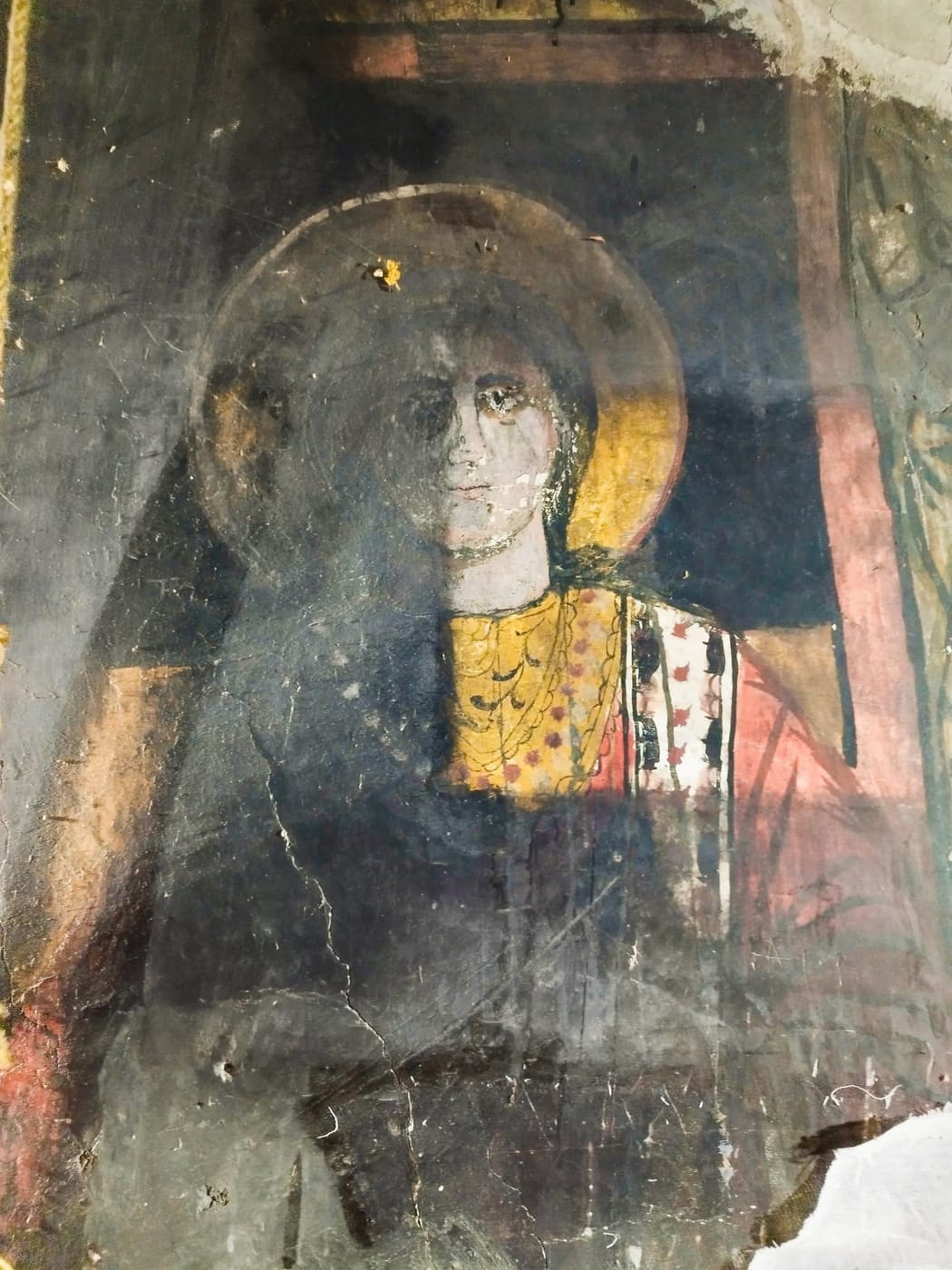 παλιά φθαρμένη αγιογραφία αγίου